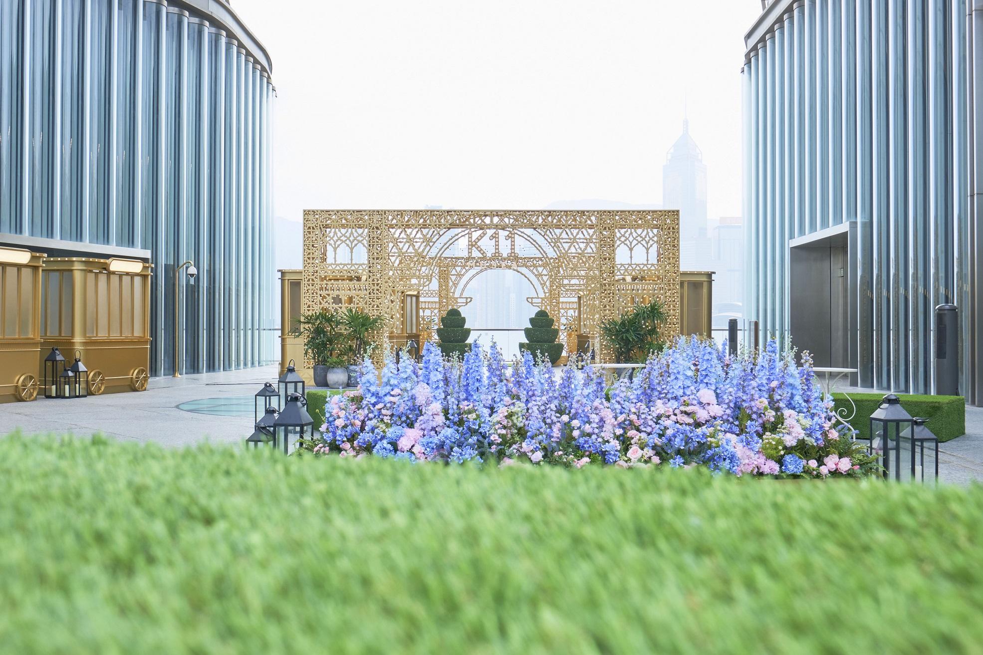 6樓的英倫莊園設有如詩似畫的花海。