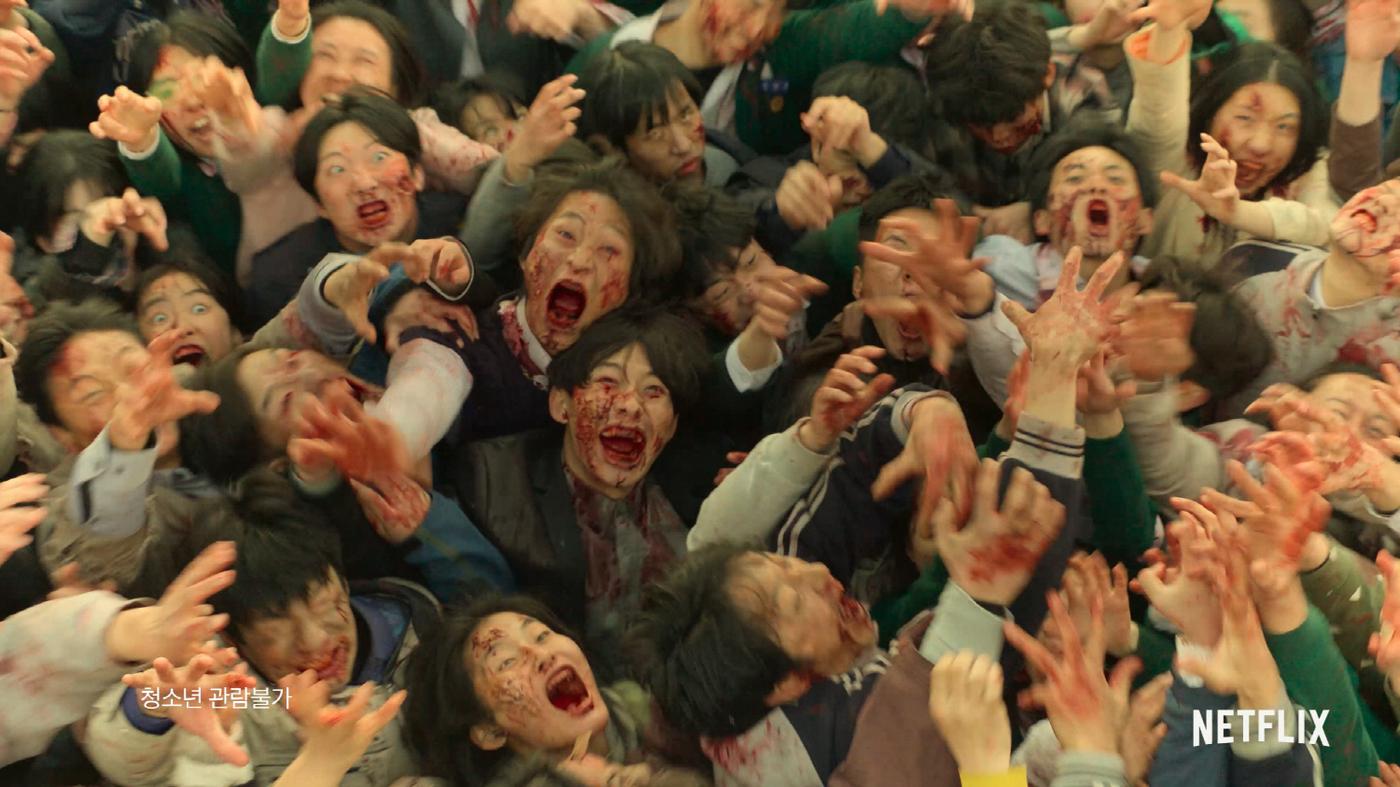 《殭屍校園》的情節及畫面非常血腥