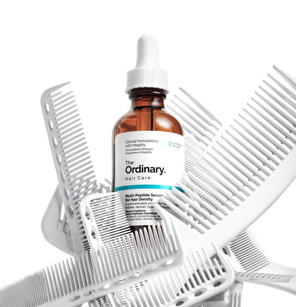 THE ORDINARY 多勝肽護髮精華 $147/60ml 超輕量的潤膚基液中,能有效滲透皮膚,支持頭髮健康生長,讓髮質看起來更厚、更密、更豐滿、更健康。每天一次(最好在睡前)塗幾滴或按需要用於清潔、乾爽的頭皮上,徹底按摩頭皮至吸收,無須沖洗。