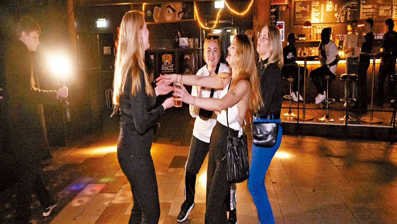 防疫退場|旅客毋須持陰性檢測 挪威解禁毋須戴口罩不隔離