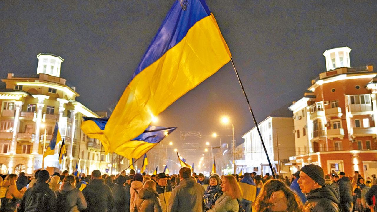 戰雲密佈|歐美制裁俄富商銀行 普京 : 涉俄利益不讓步