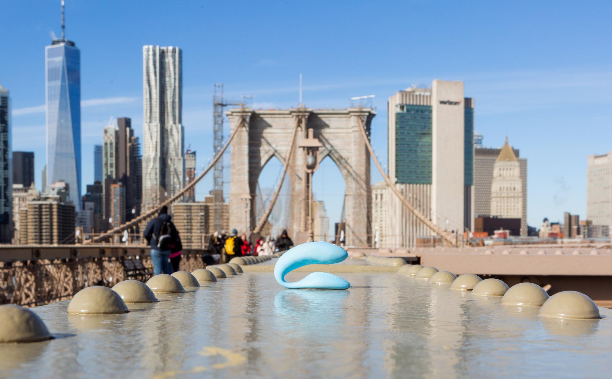 5個Chorus玩具將藏於紐約市、洛杉磯、多倫多、倫敦、巴黎、柏林、台北、香港及新加坡等標誌性浪漫地點。