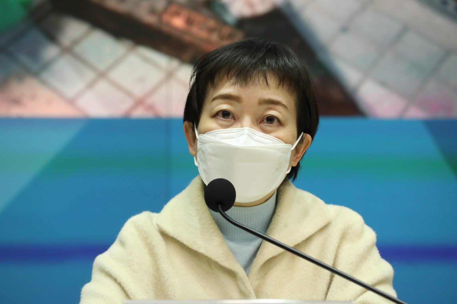 衛生防護中心傳染病處主任張竹君。