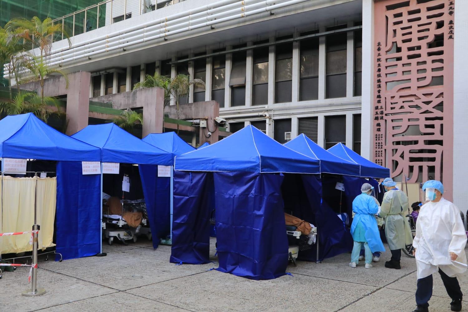 廣華醫院新冠患者分流區。(林俊源攝)