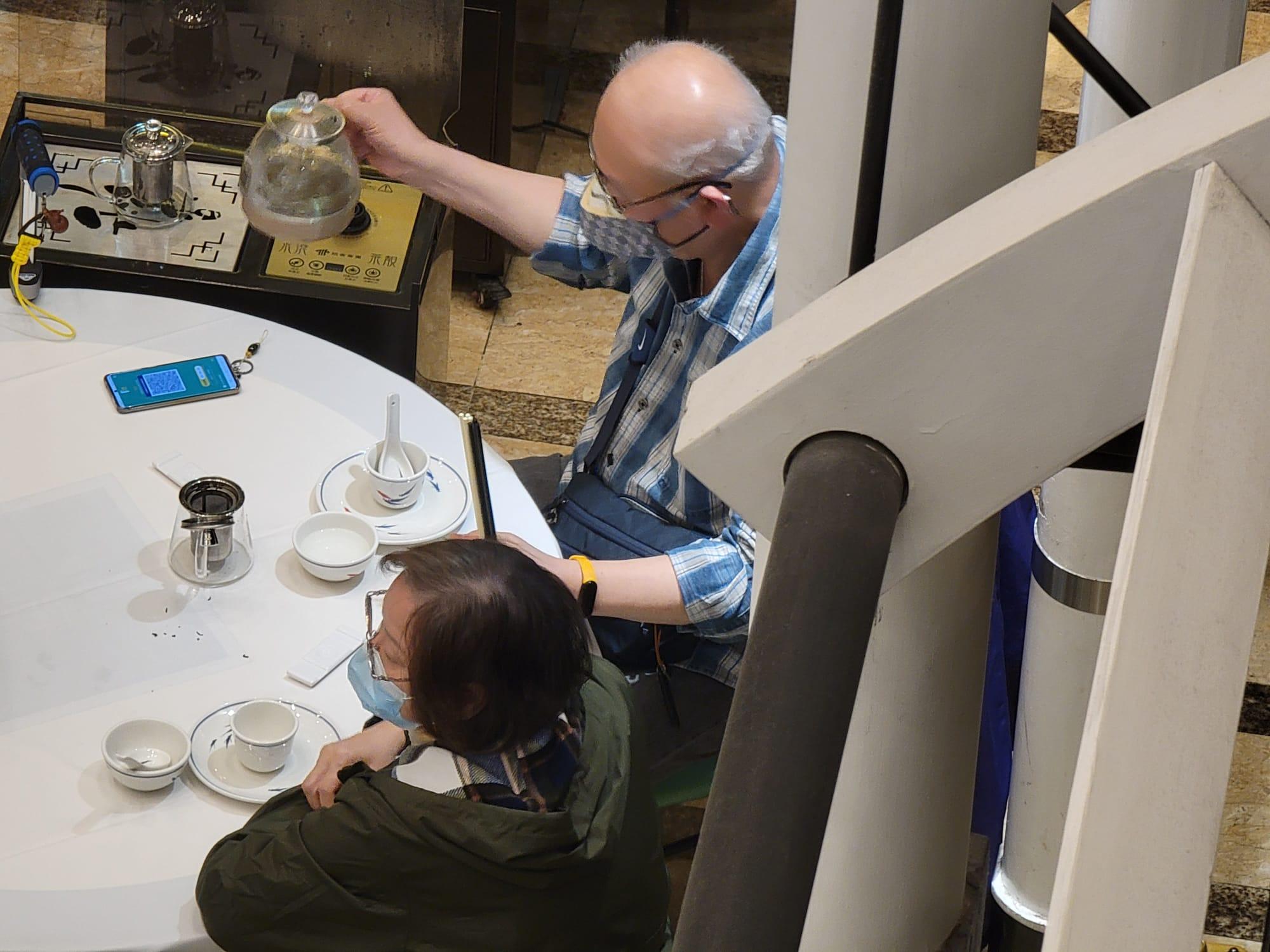 「疫苗通行證」今日生效。(莊振邦攝)