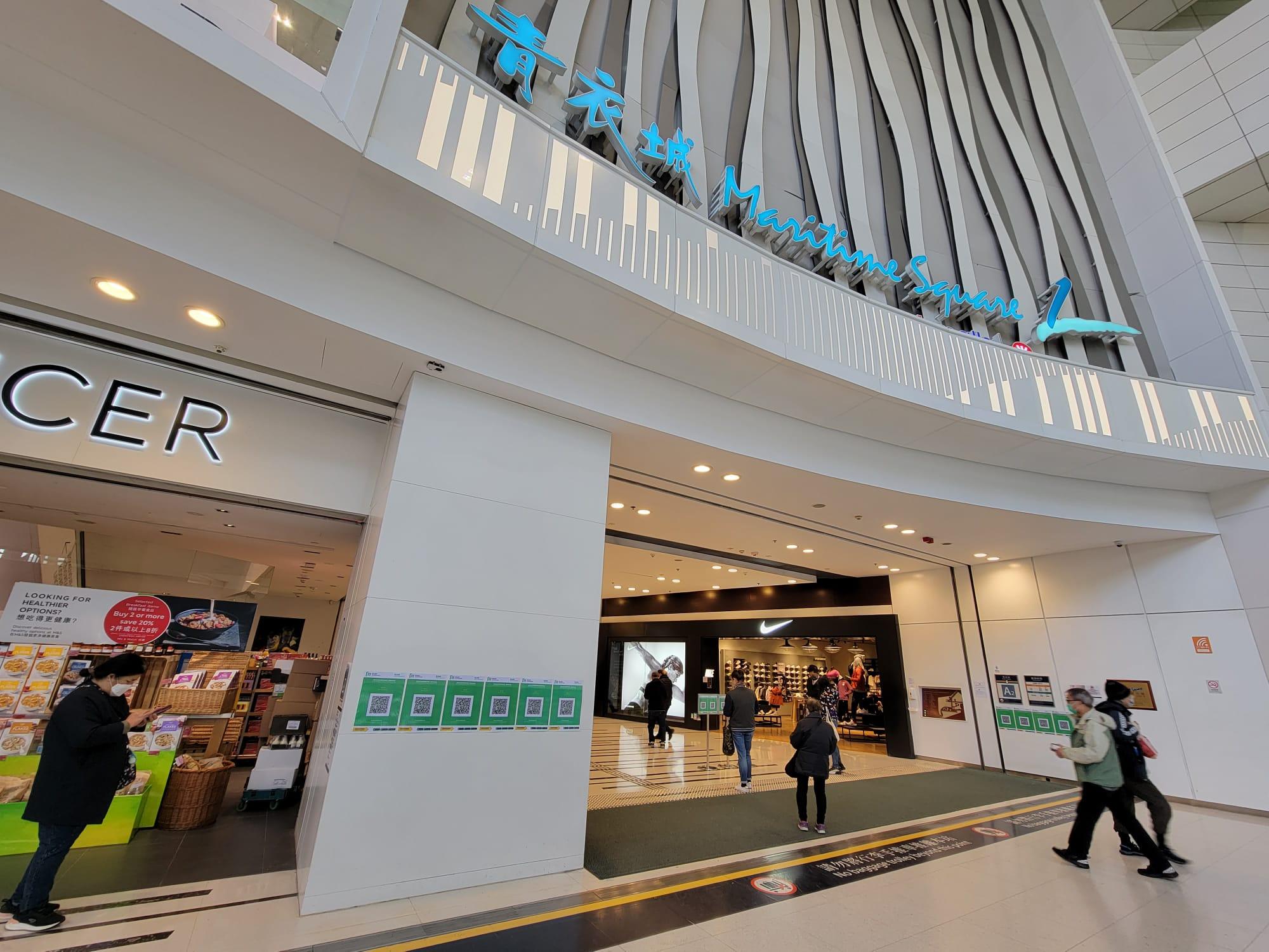 「疫苗通行證」今日生效。(莊振邦攝)