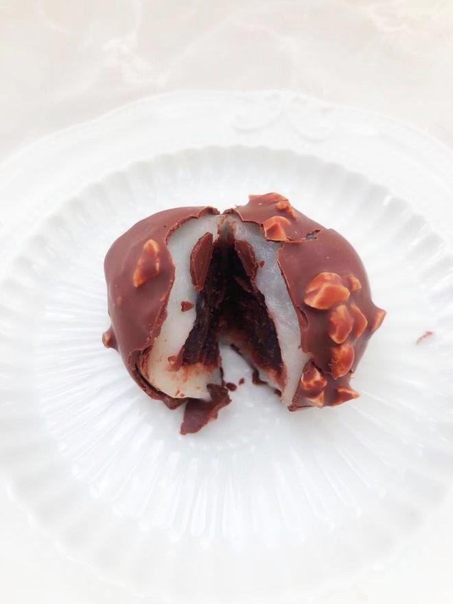 內餡經冷凍後,口感尤為特別