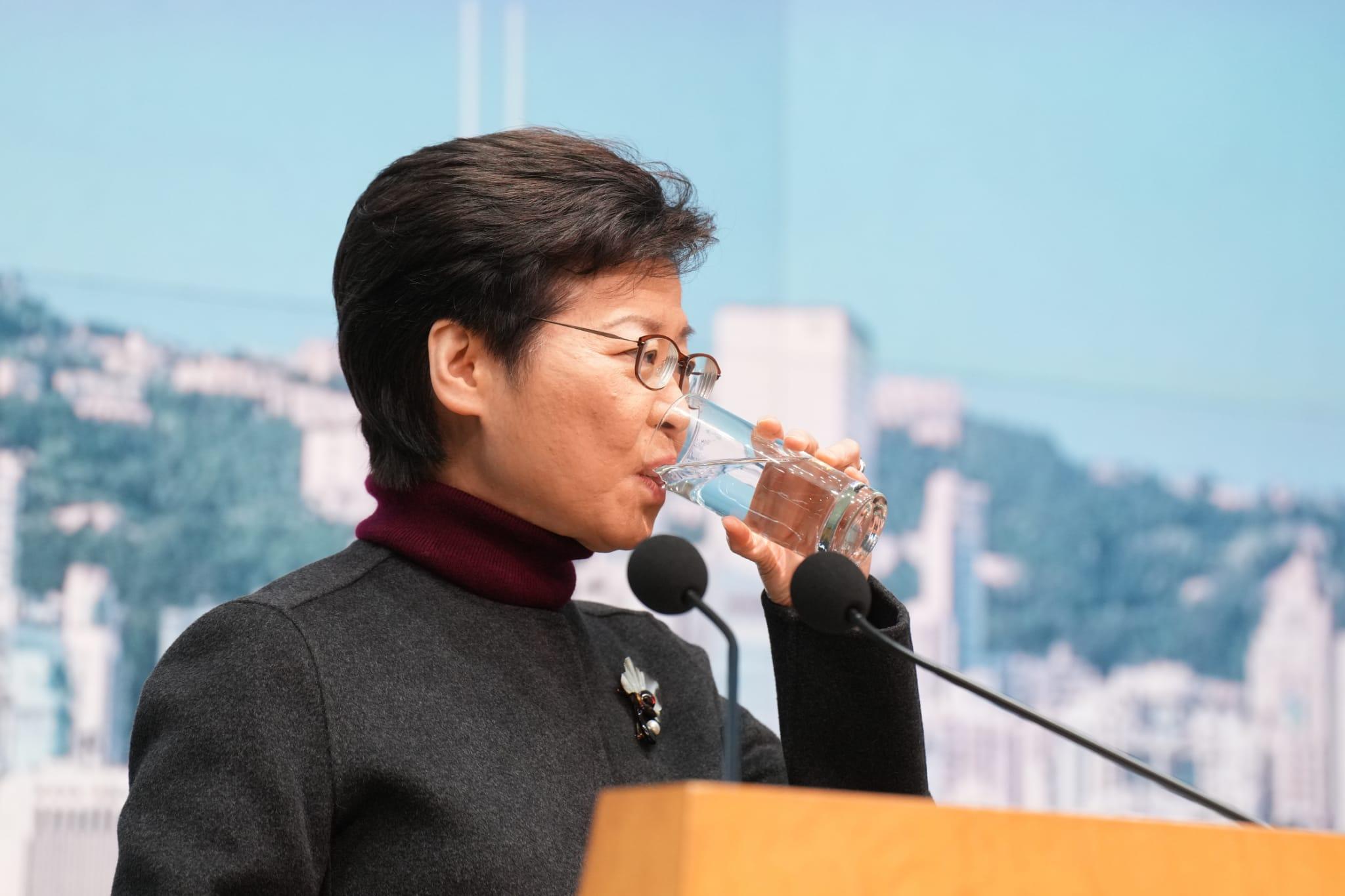 林鄭月娥指,將會在行會後公布政府最新的防疫措施。