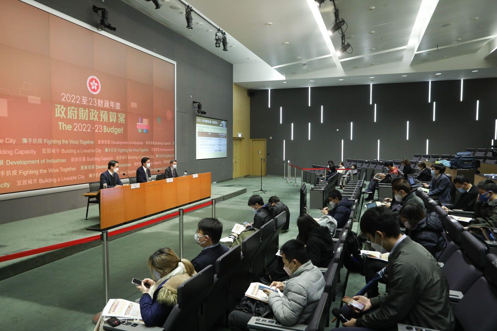 發展局交代政府下年度的賣地項目。