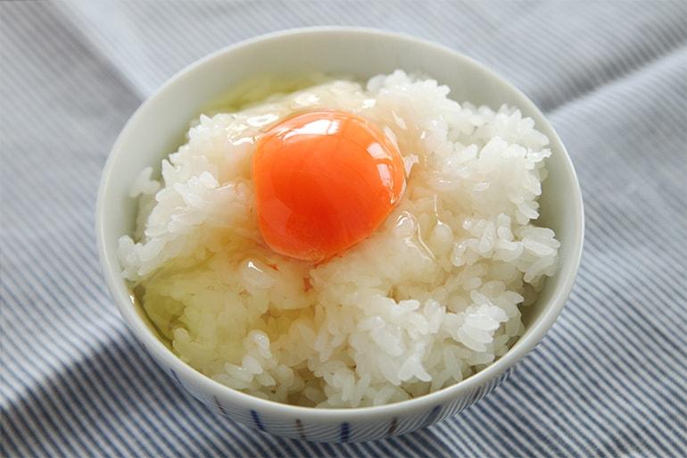 太陽卵蛋黃色澤明亮,顔色鮮橙如夕陽(網絡圖片)