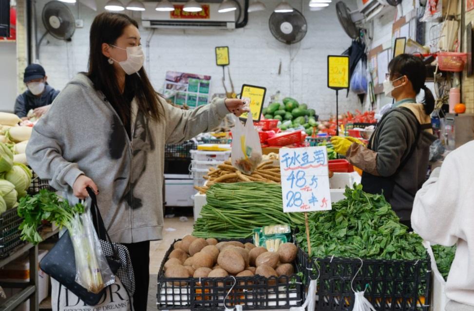 菜價急升。 (蘇文傑攝)
