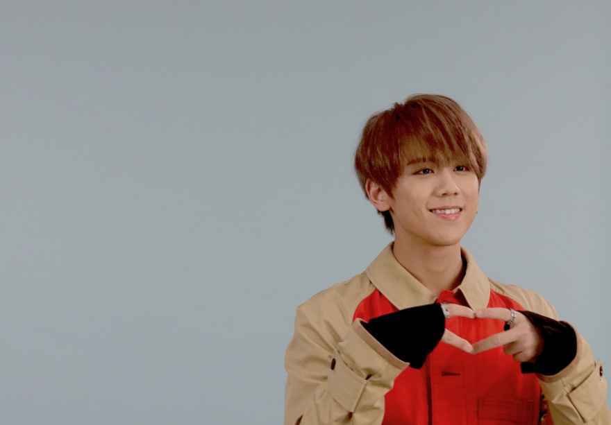 梁詠琪爆女兒在家哼唱姜濤的《蒙著嘴說愛你》。