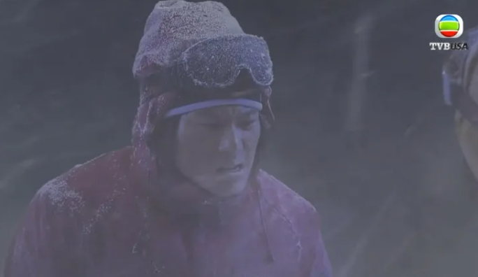 楊潮凱在《天與地》寫少年版陳豪嶄露頭角。(截圖)