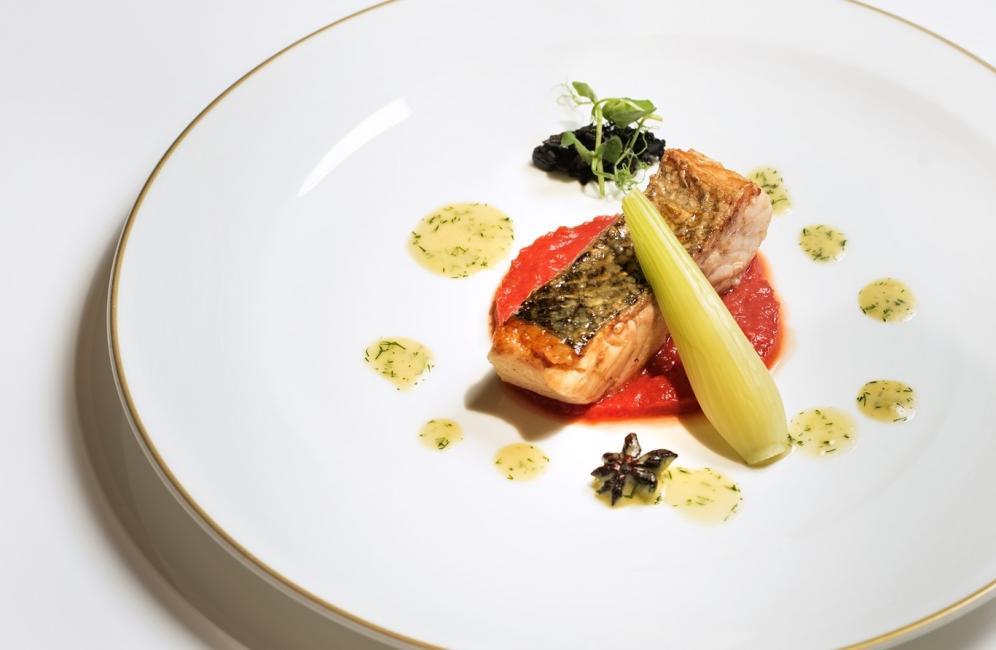 烤智利海鱸魚伴香檳汁