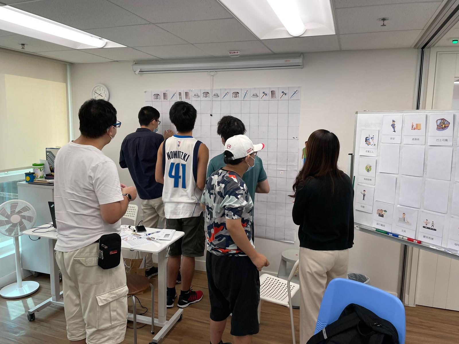 疫情|防疫措施不停改 增自閉症患者焦慮