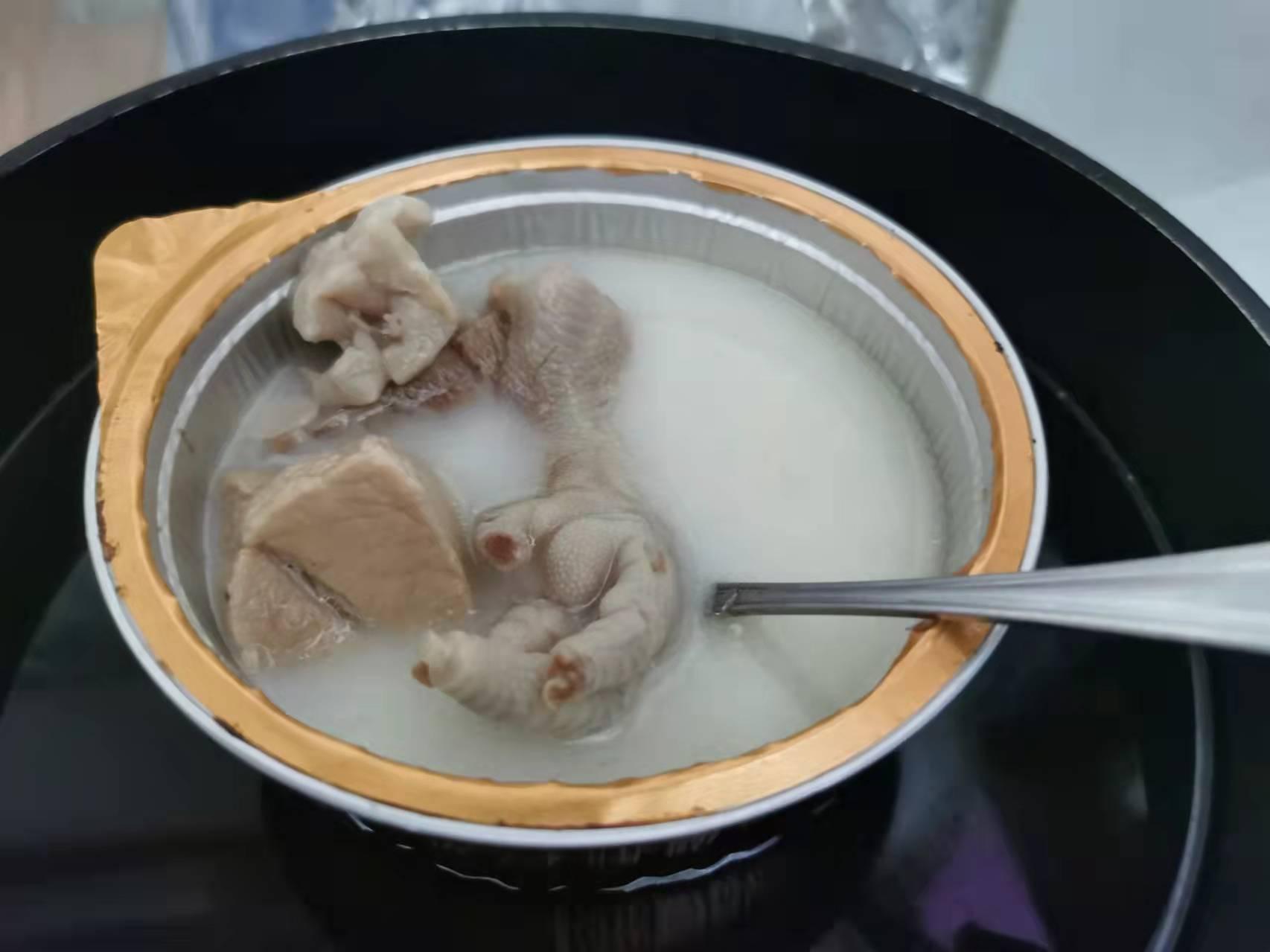 竹絲雞椰子螺頭湯