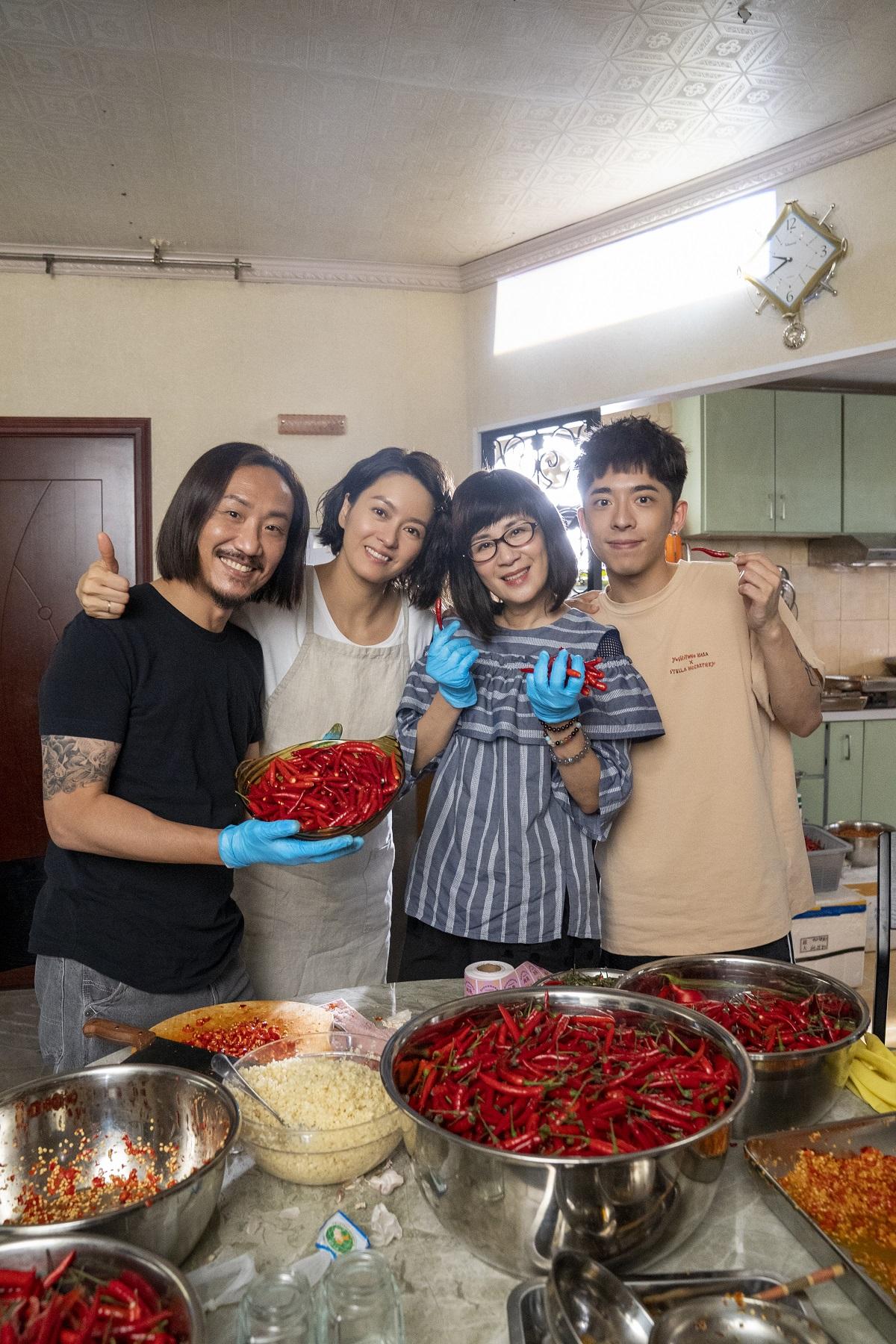 Gigi主演的賀歲片《闔家辣》因戲院關閉未能上映,她坦言感失望。