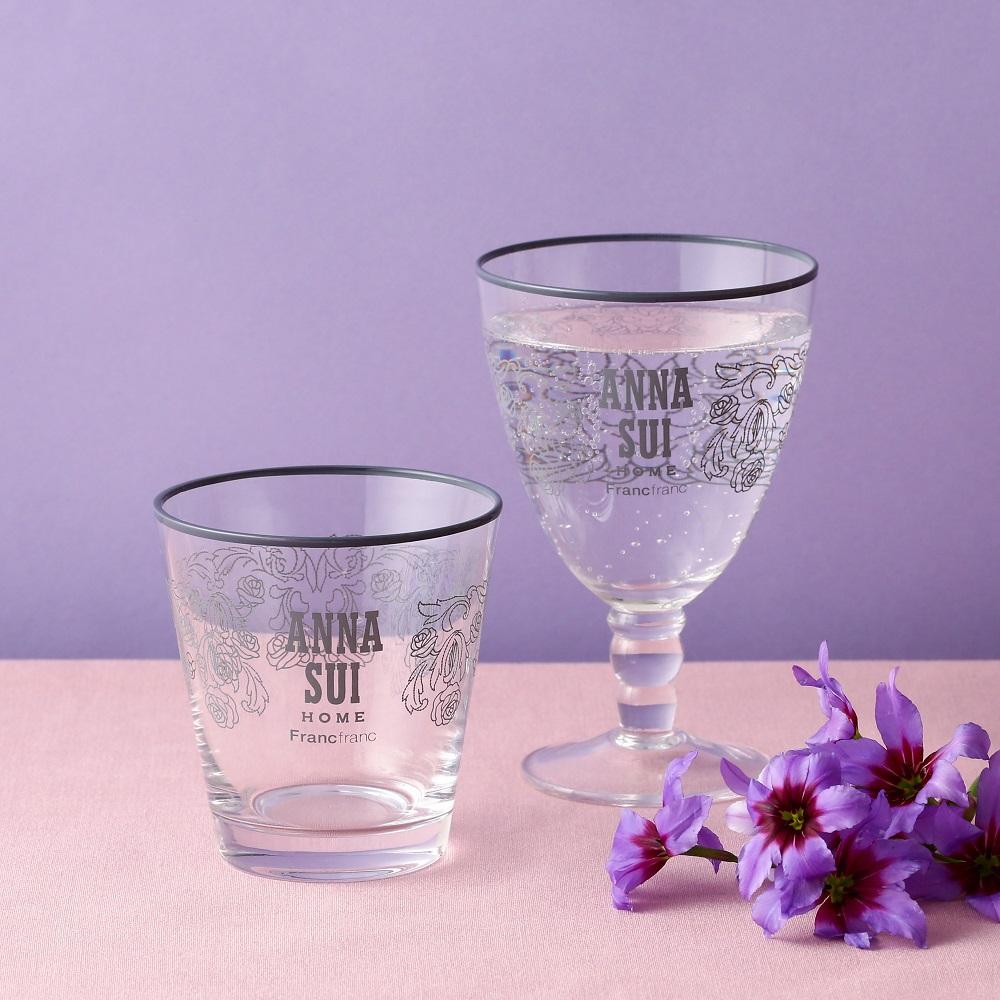 Tumbler 杯 $100 Goblet 高腳杯 $150