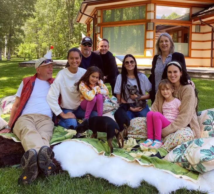 布斯韋利士與家人生活照片(IG)