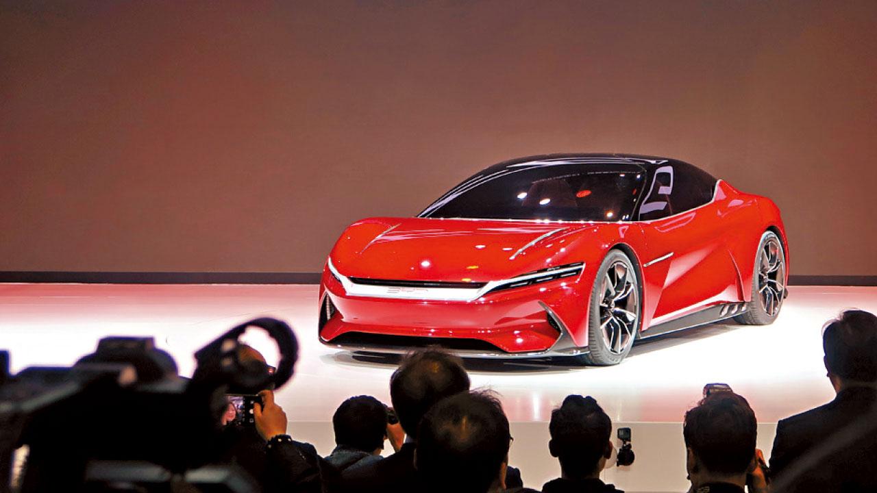 成本勢高|車股受壓比亞迪挫一成 鎳價狂飆