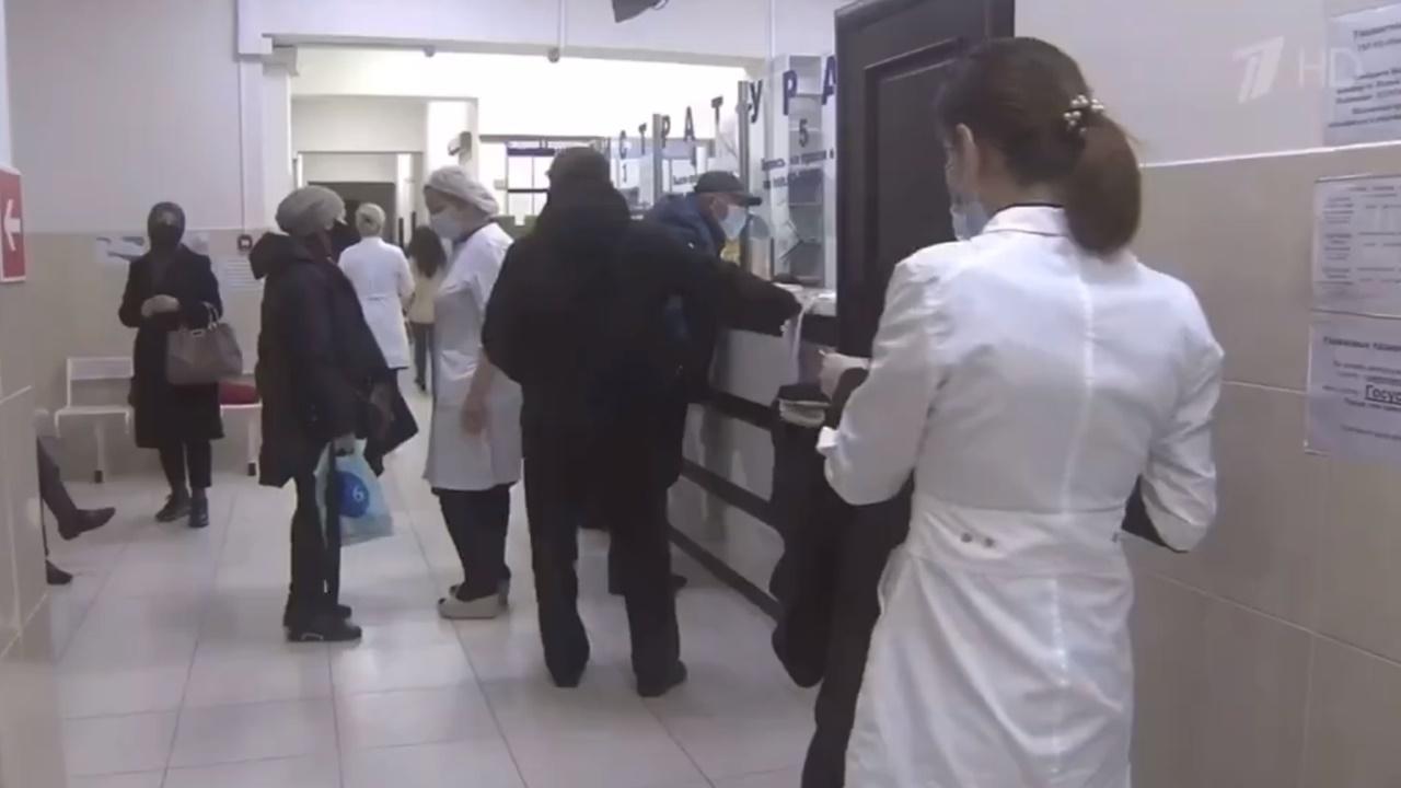 電視台隨即切斷直播,轉播其他新聞畫面。(Twitter)