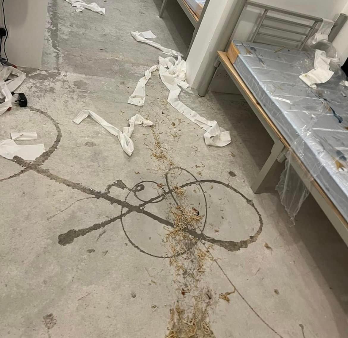 廁紙及垃圾滿地。(香港抗疫關注組@fb圖)