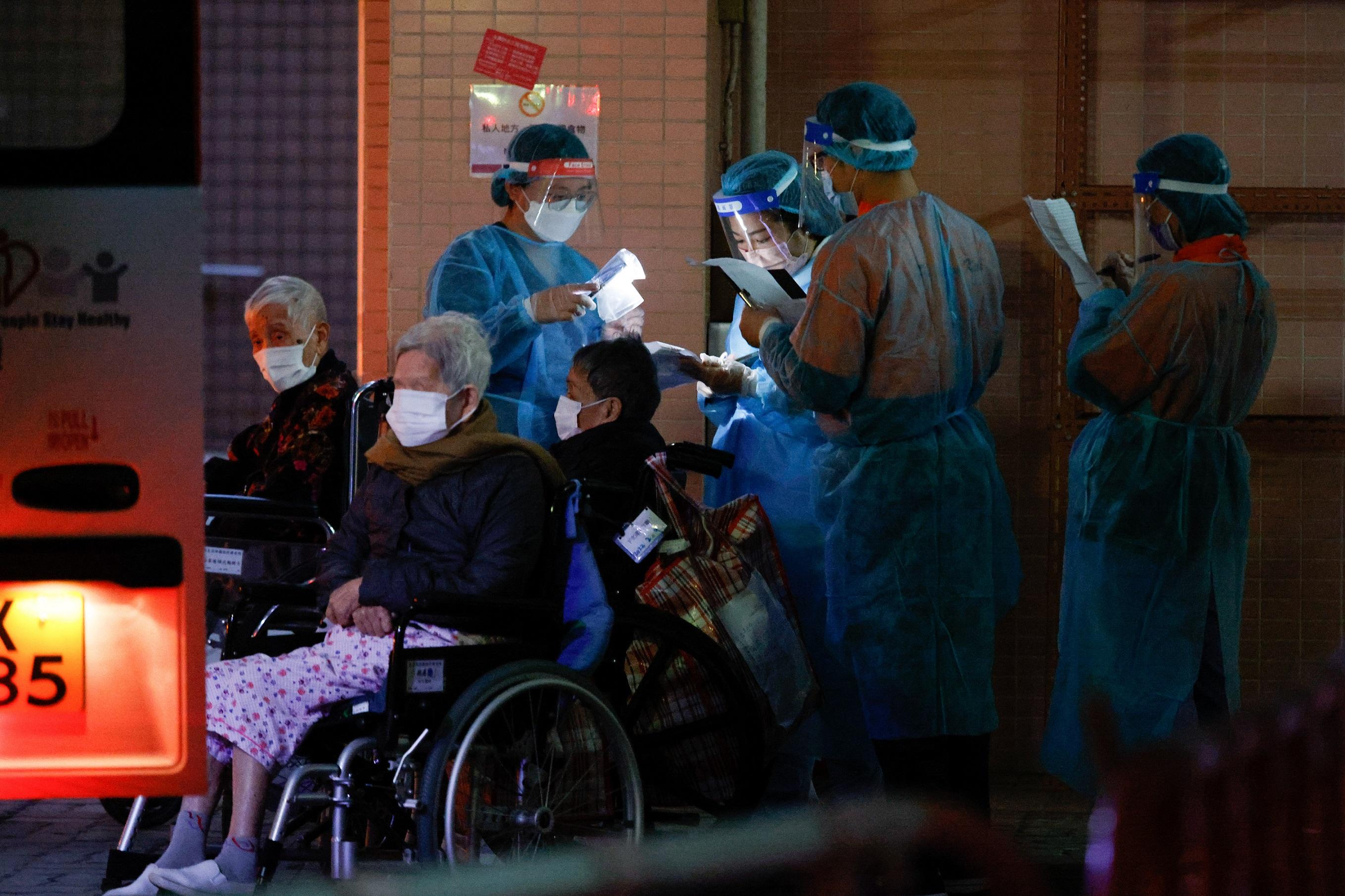 第五波疫情中,院舍長者死亡率特別高。(資料圖片/蘇文傑攝)