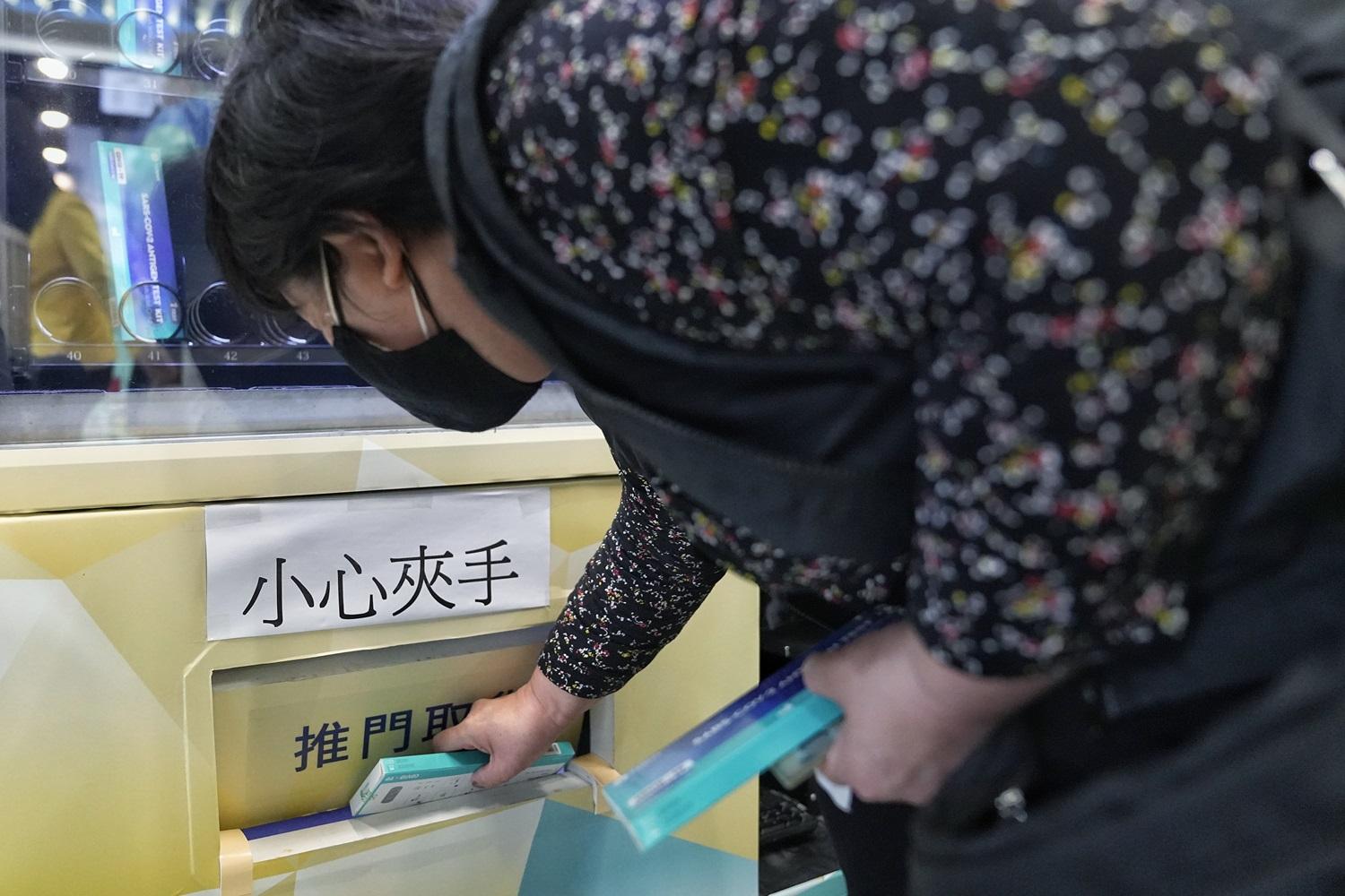 國際獅子總會全港設10部派發機 6萬份快速檢測包免費派發長者