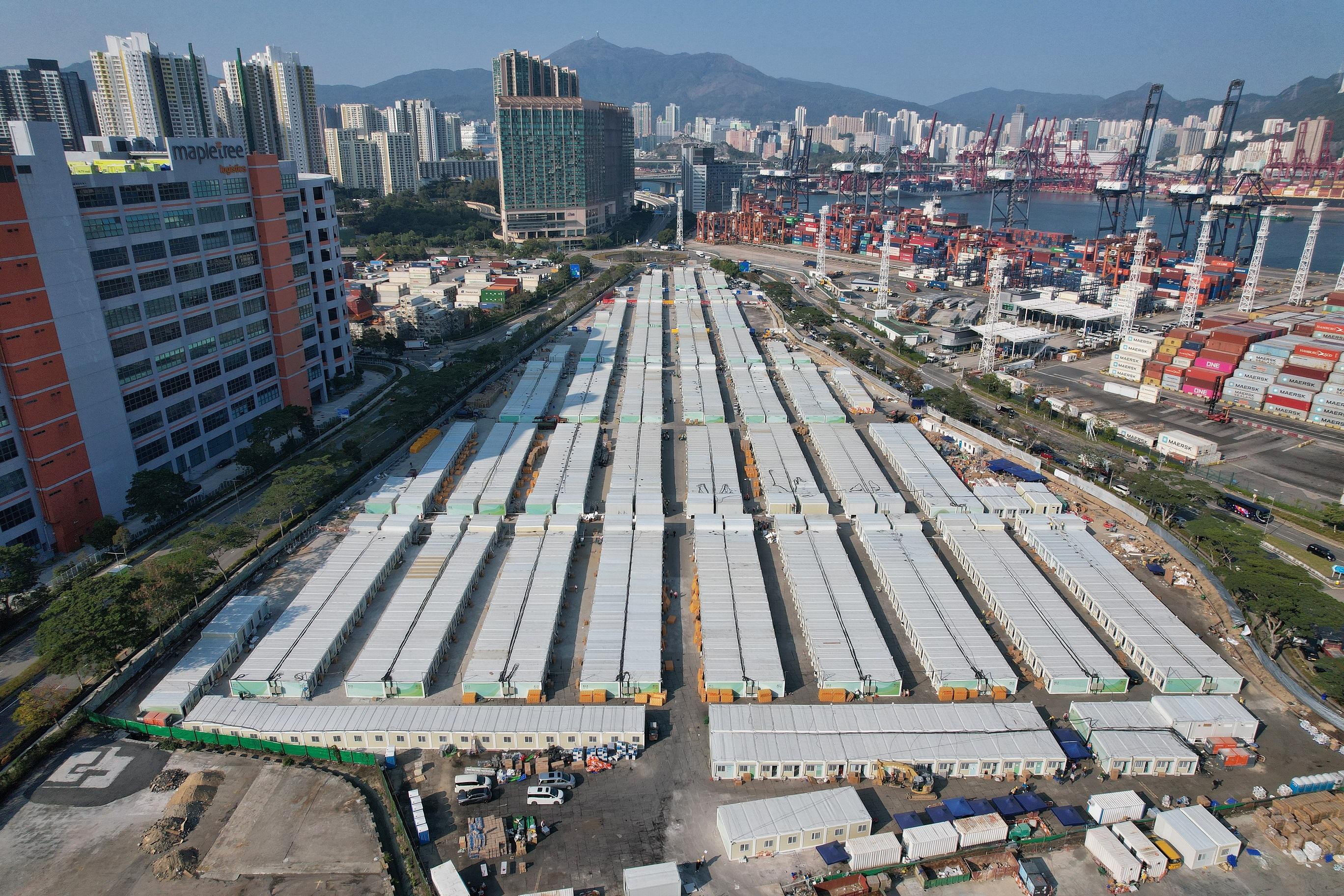 俗稱「方艙醫院」的青衣社區隔離設施。(資料圖片/夏家朗攝)