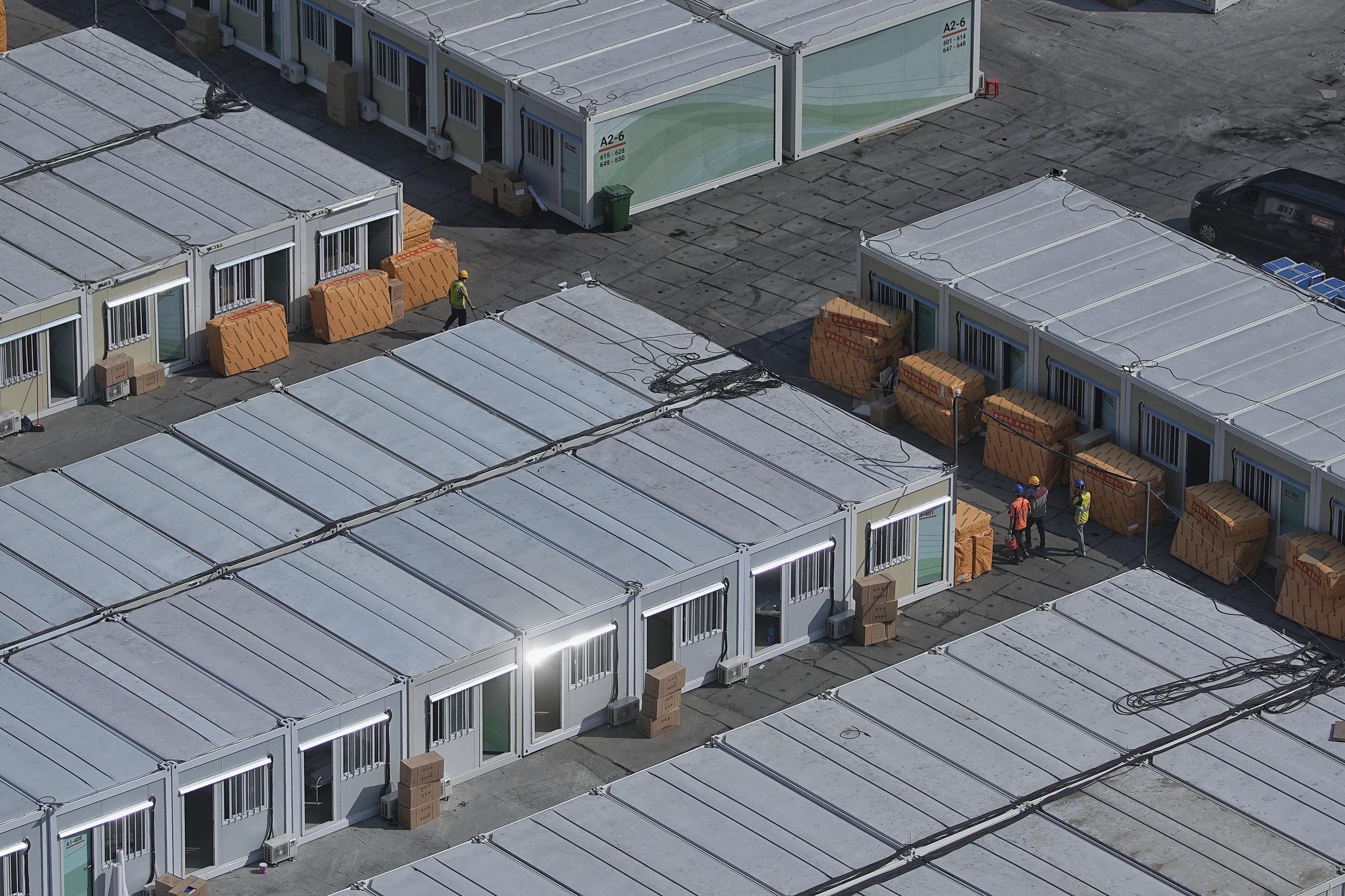 俗稱「方艙醫院」的青衣社區隔離設施。(資料圖片/夏家朗攝)