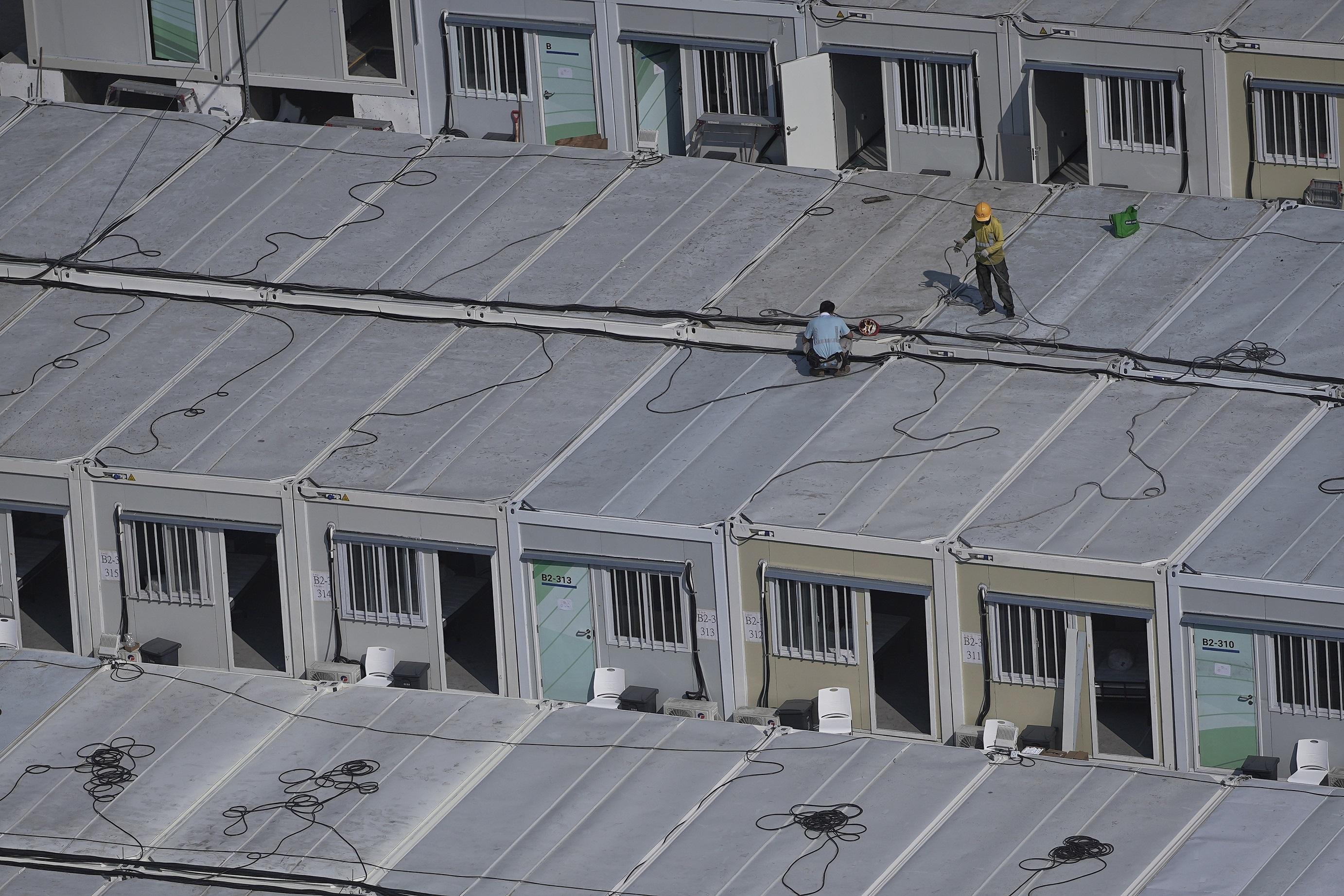 俗稱「方艙醫院」的青衣社區隔離設施。(資料圖片/夏家朗攝)