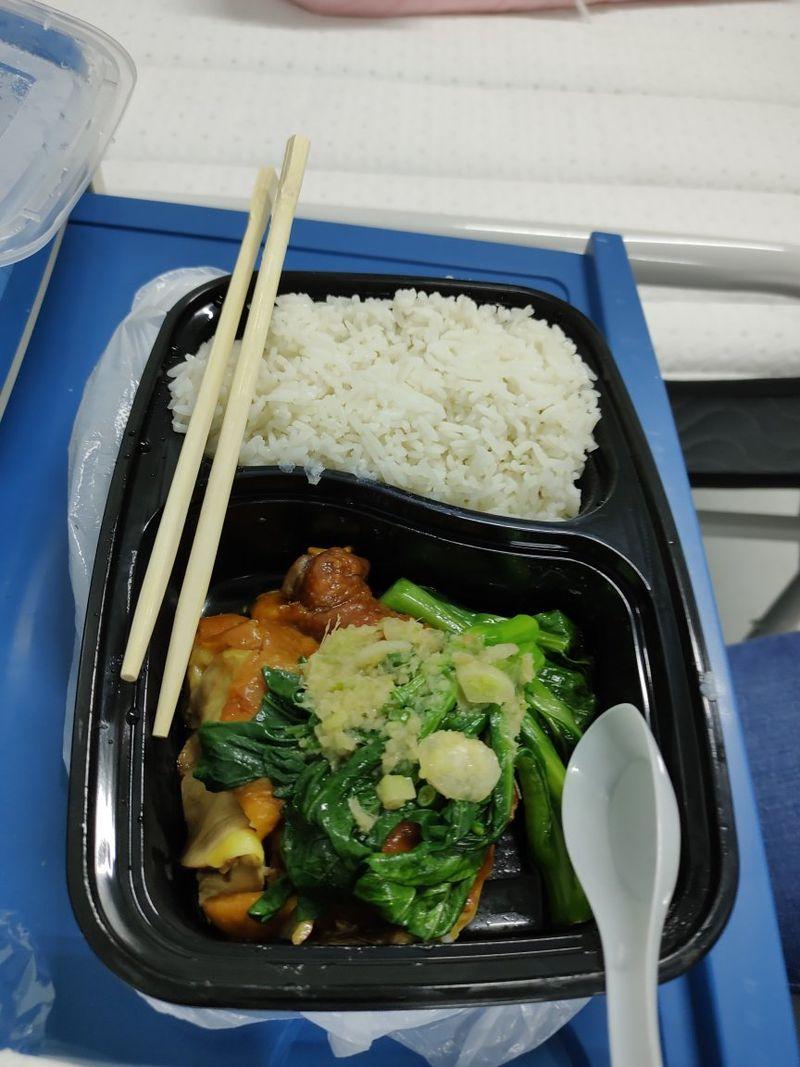 網民分享方艙一日三餐