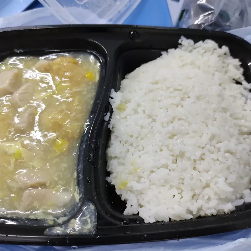 網民分享方艙一日三餐