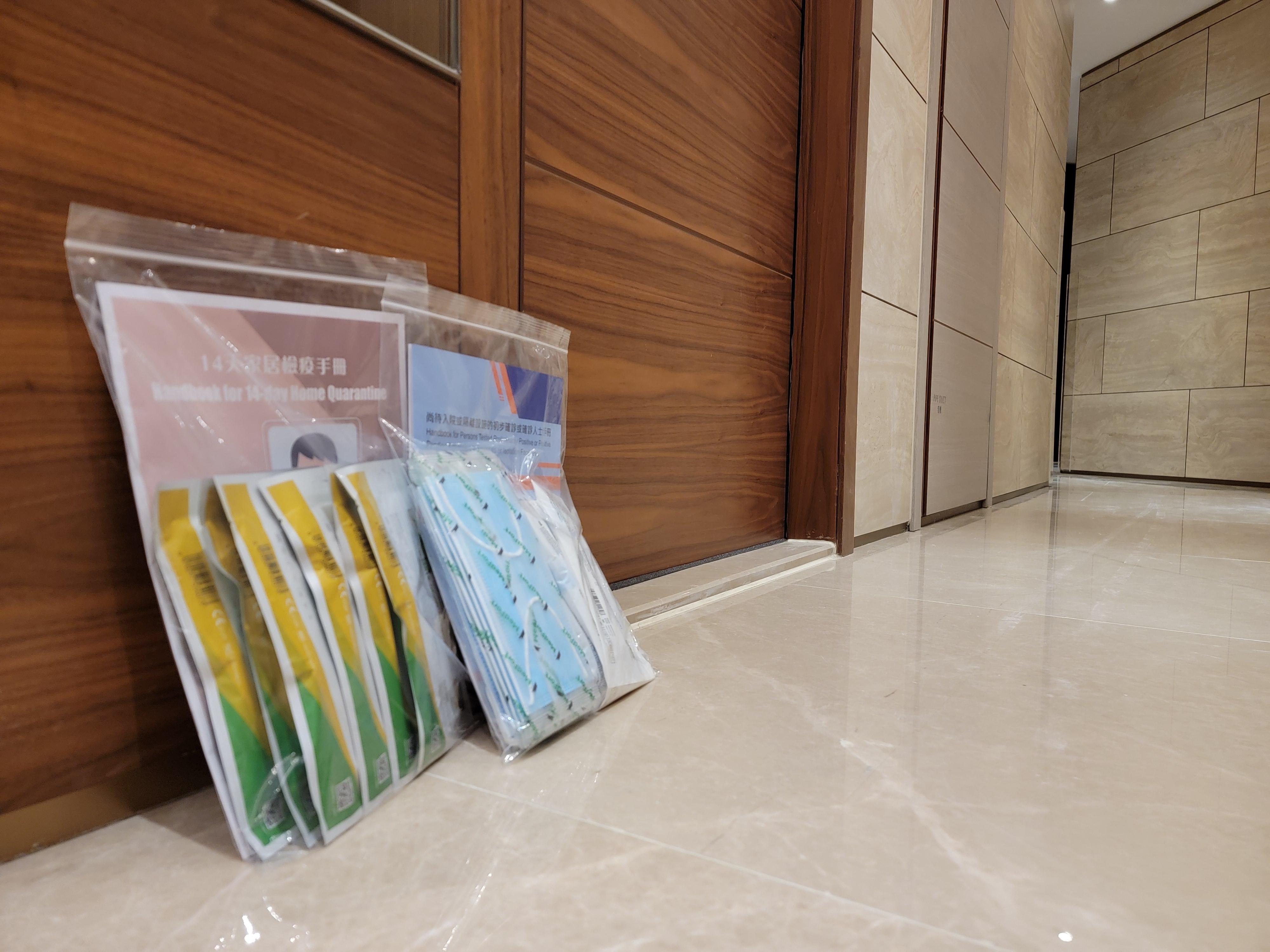 政府會盡快為在家隔離或檢疫的市民派發物資包。(資料圖片/陳奕釗攝)