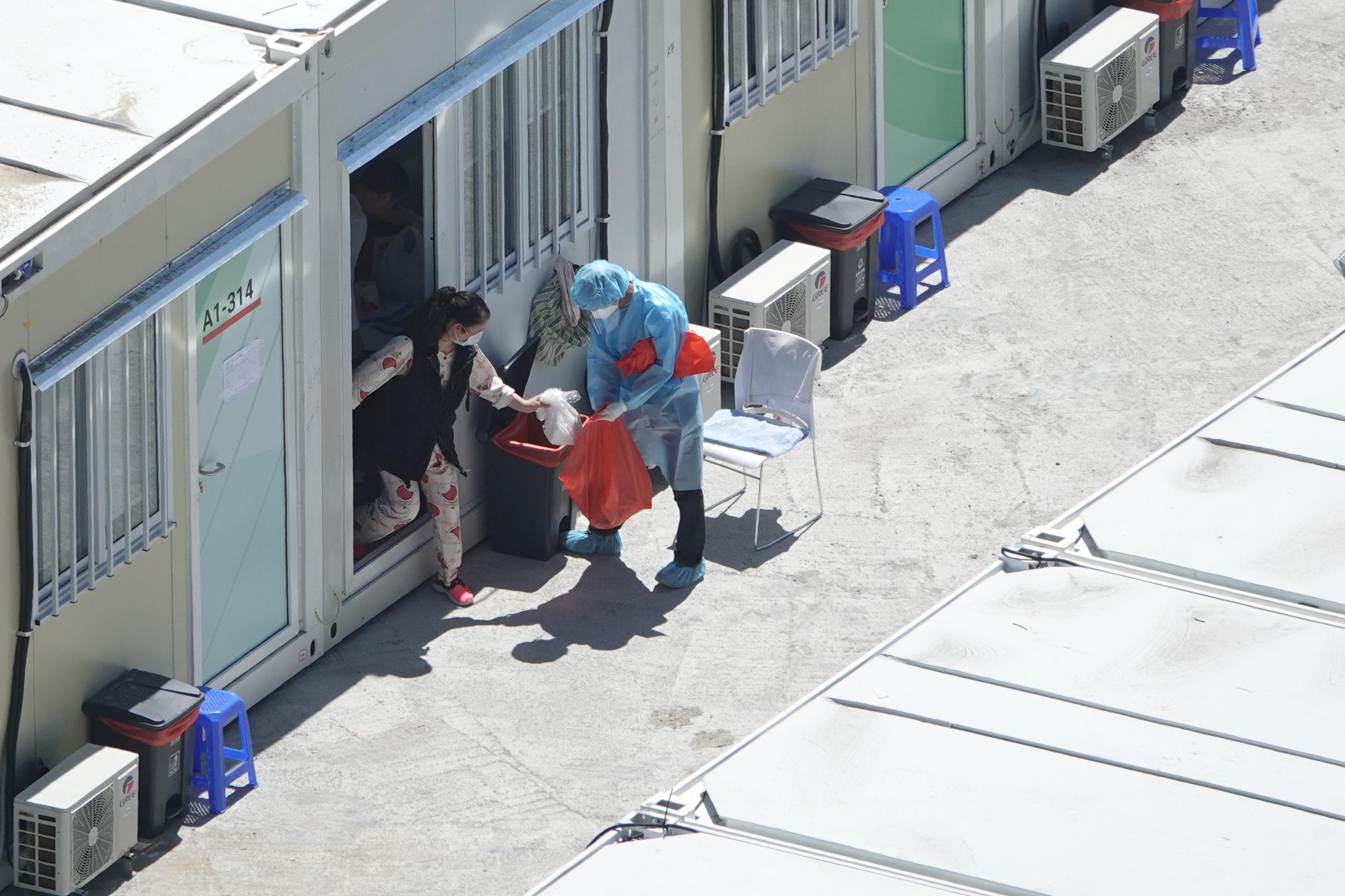 俗稱「方艙醫院」的青衣社區隔離設施。(資料圖片/陳奕釗攝)