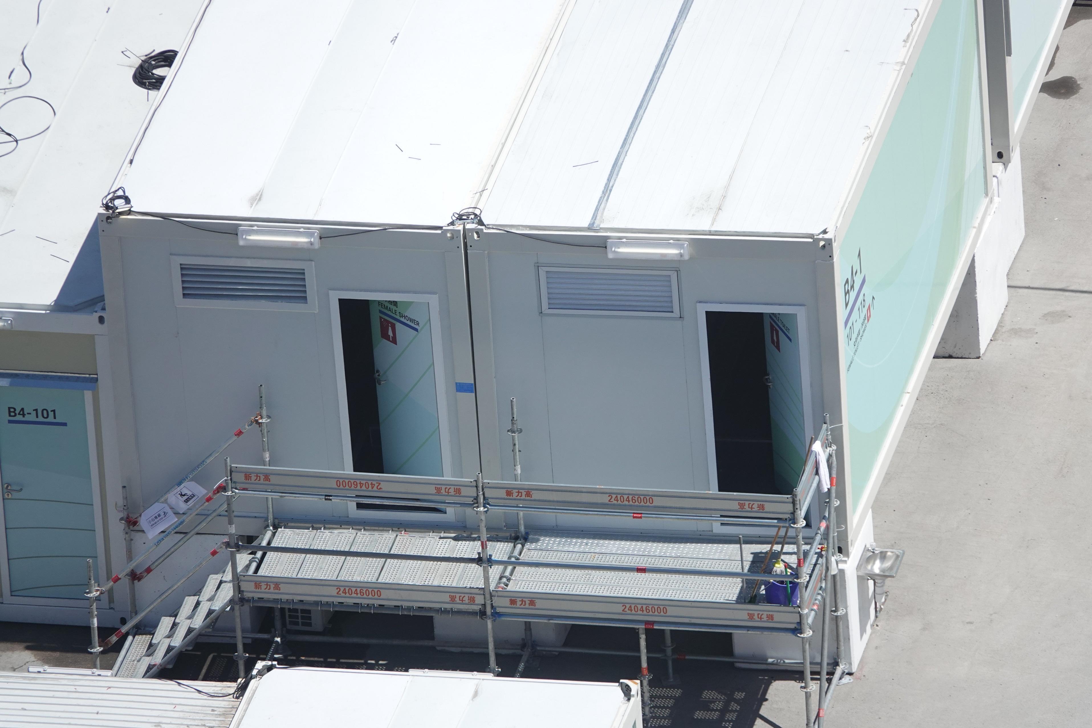 俗稱「方艙醫院」的青衣社區隔離設施。(資料圖片/陳奕釗攝)