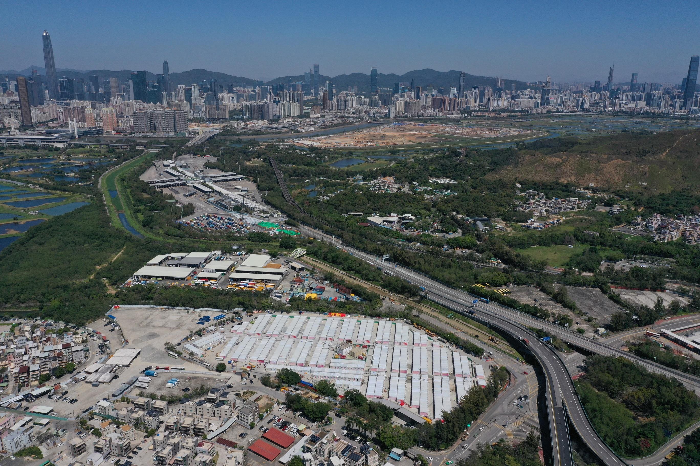 俗稱「方艙醫院」的新田社區隔離設施。(資料圖片/陳奕釗攝)