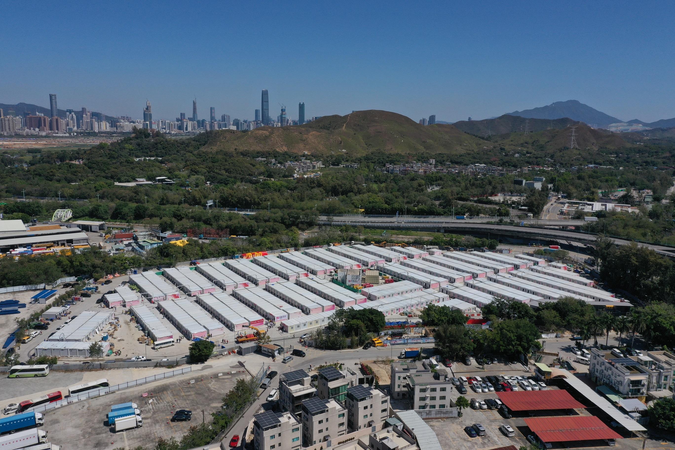 俗稱「方艙醫院」的新田社區隔離設施。(資料圖片/陳奕釗攝)