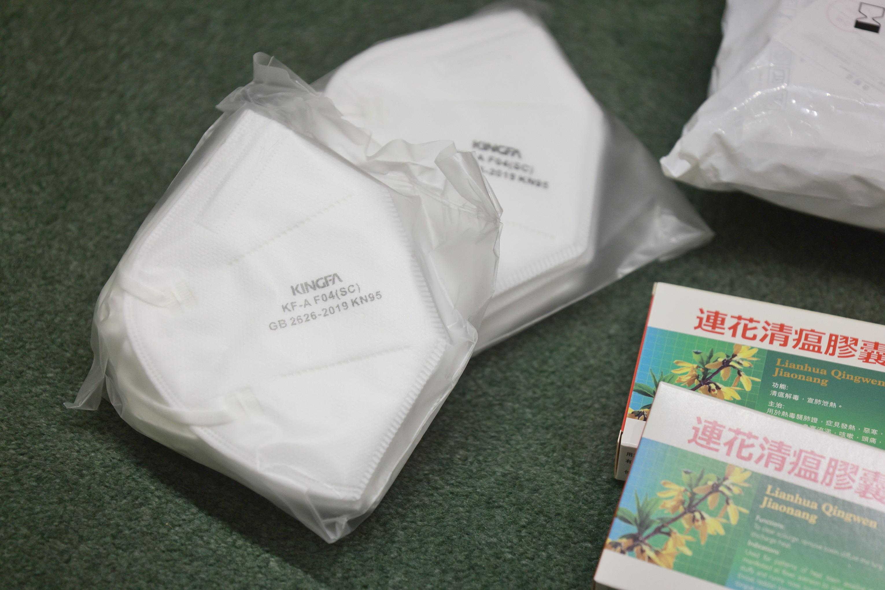 政府周六起派發「防疫服務包」。(資料圖片)