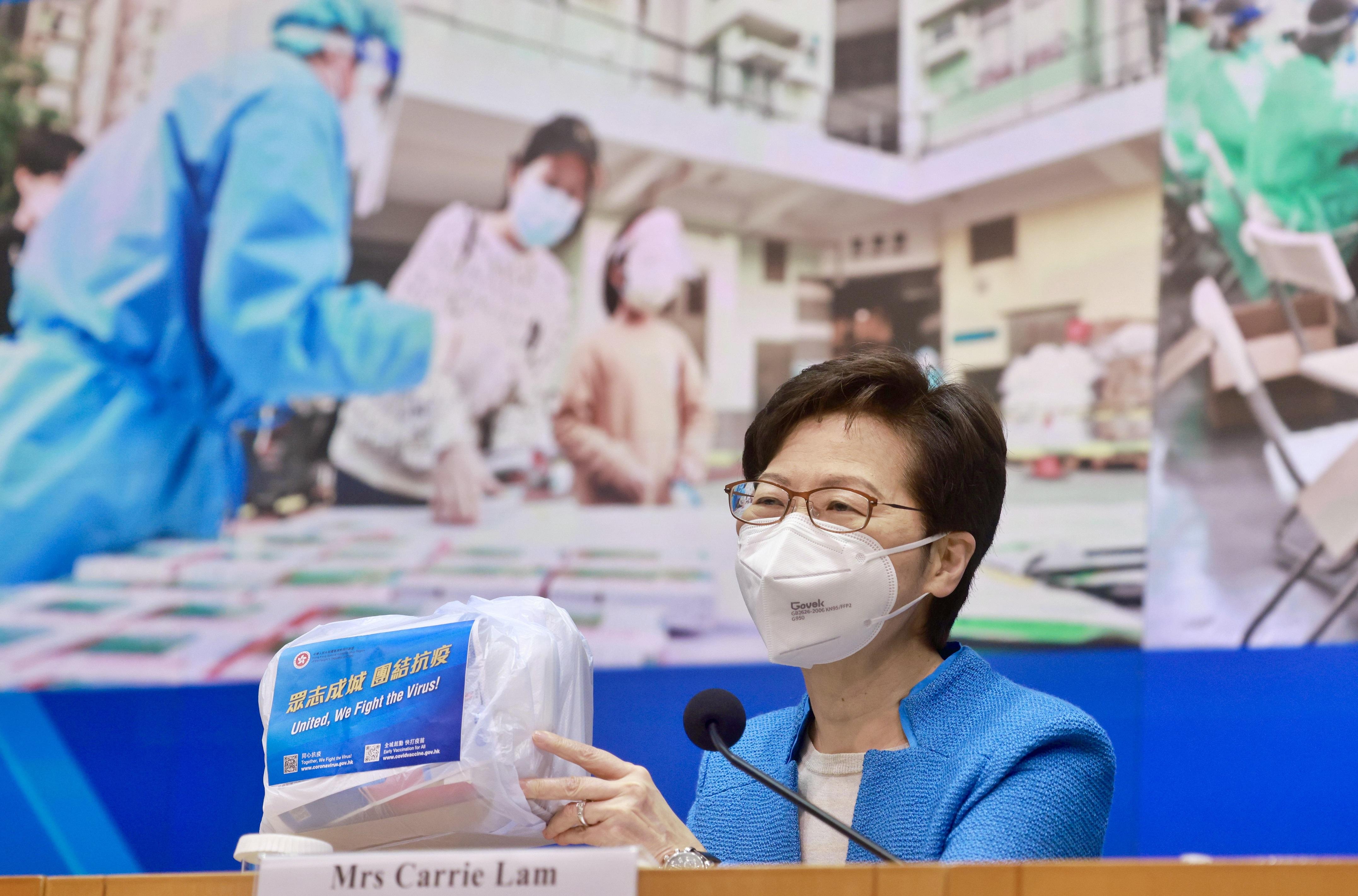 政府周六起派發「防疫服務包」。(資料圖片)