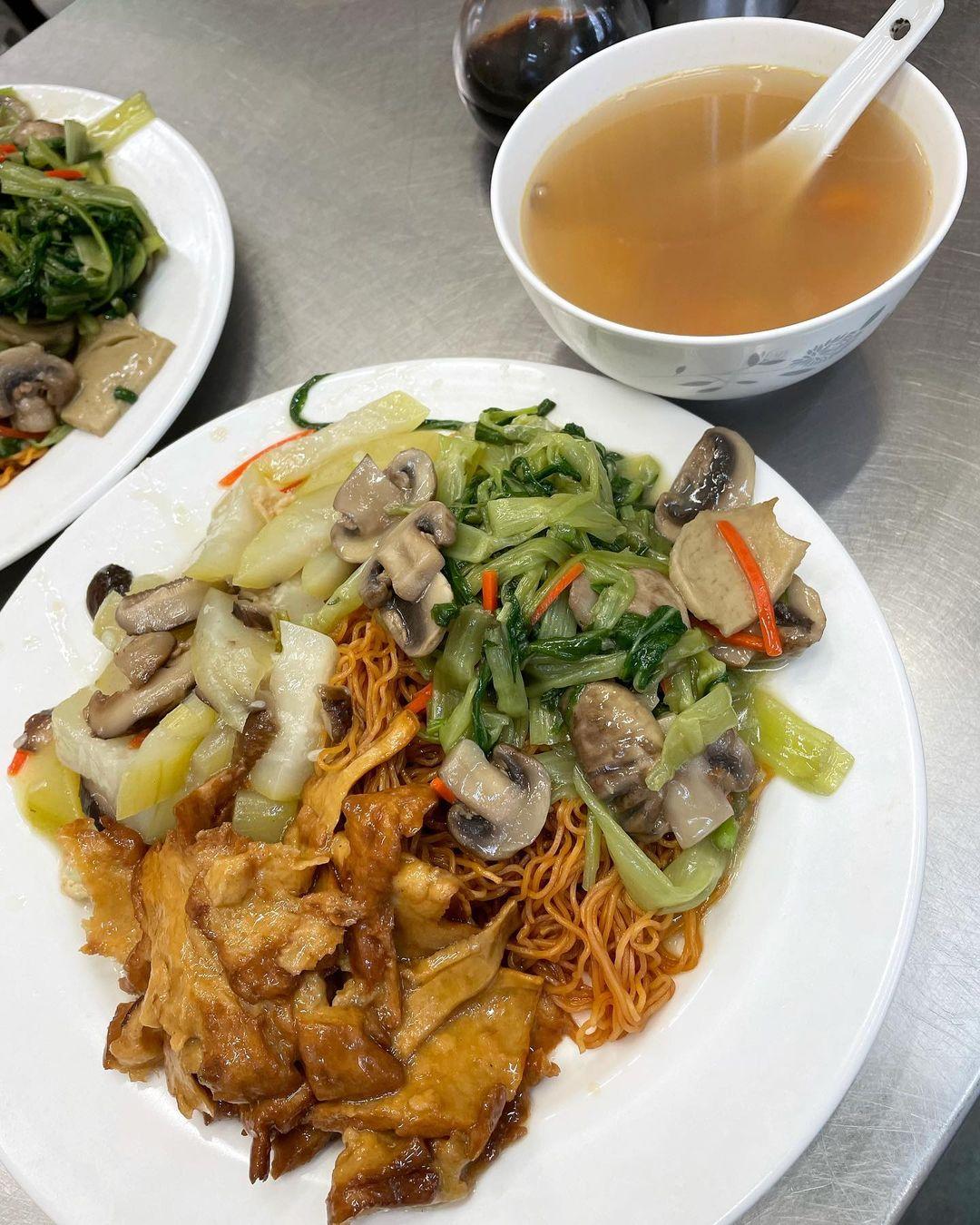 簡單不花巧的素菜,感覺少油健康。(相片來源:instagram:chillfoogle)