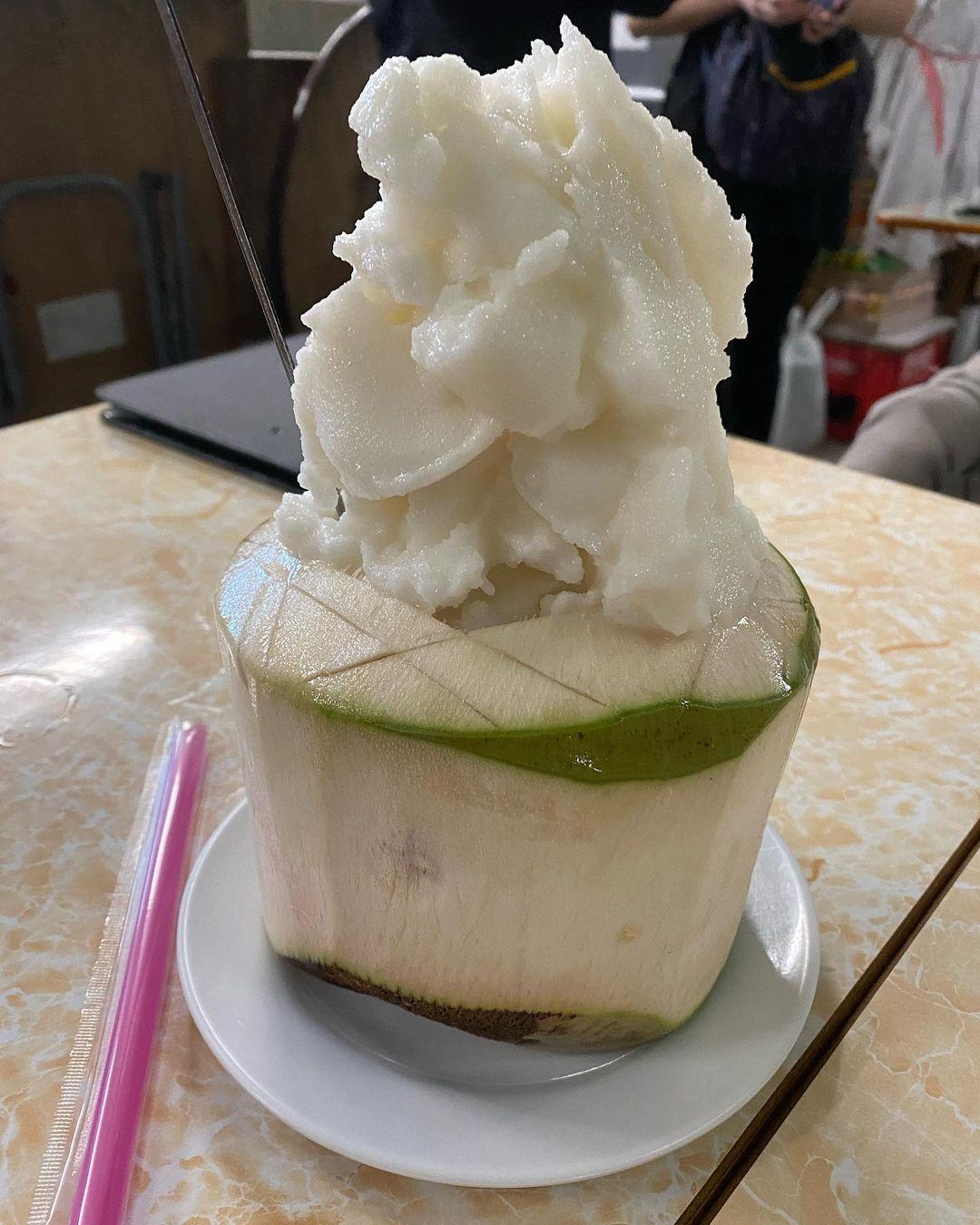 椰青沙冰。(相片來源:instagram:karisfoodie)