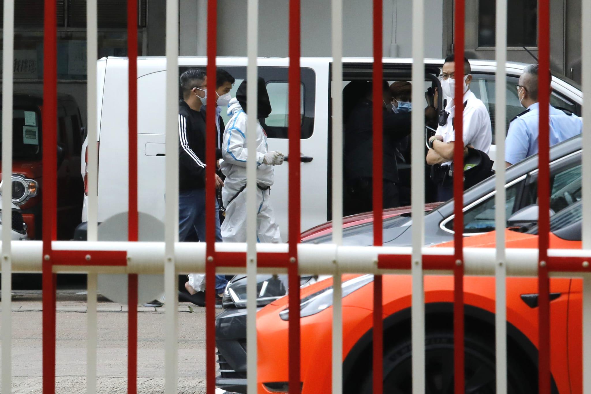 警方就案件早前拘捕13名男女,當中數人已提堂。