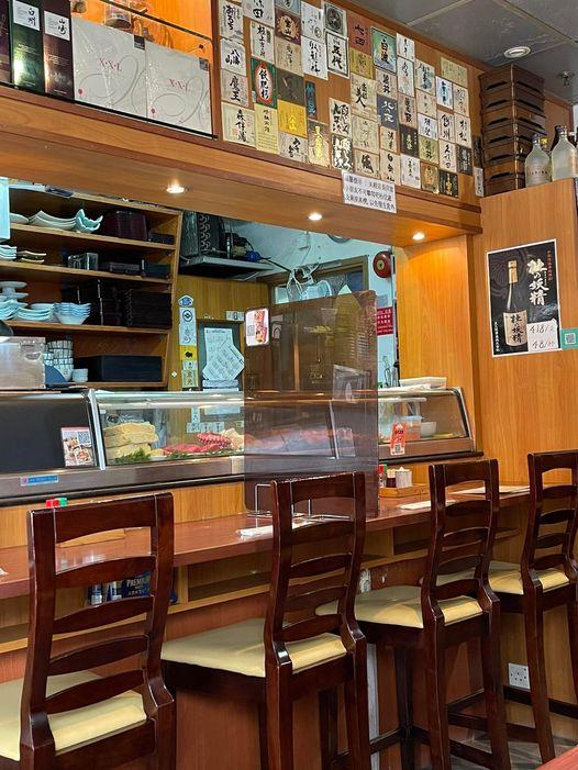 店內裝潢神還原日本居酒屋。