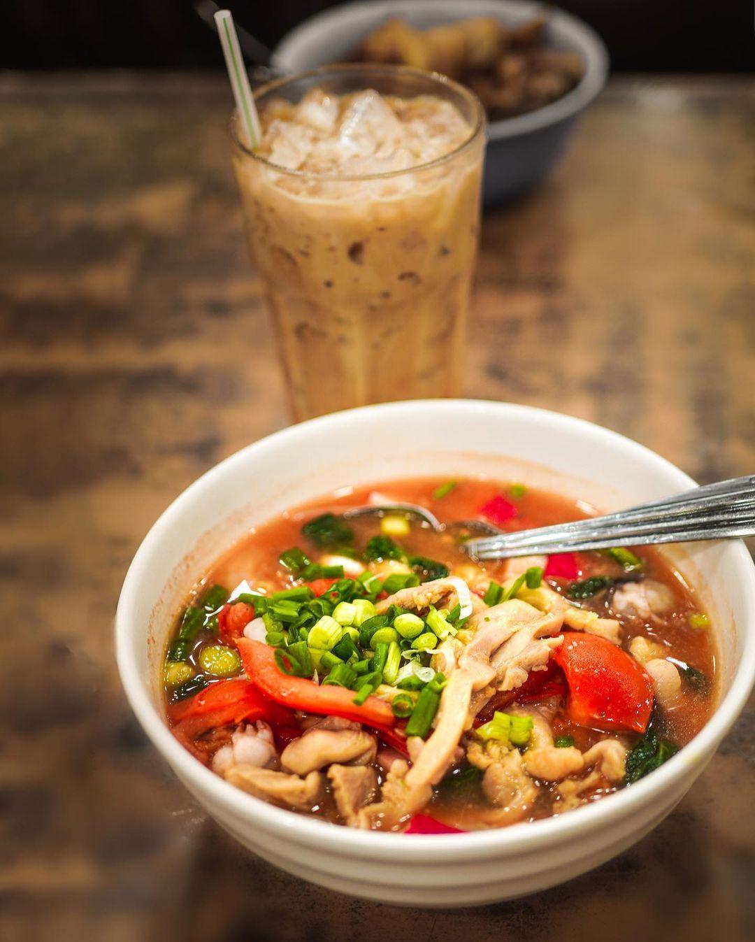 蕃茄湯底。(相片來源:instagram:readwhatiate)