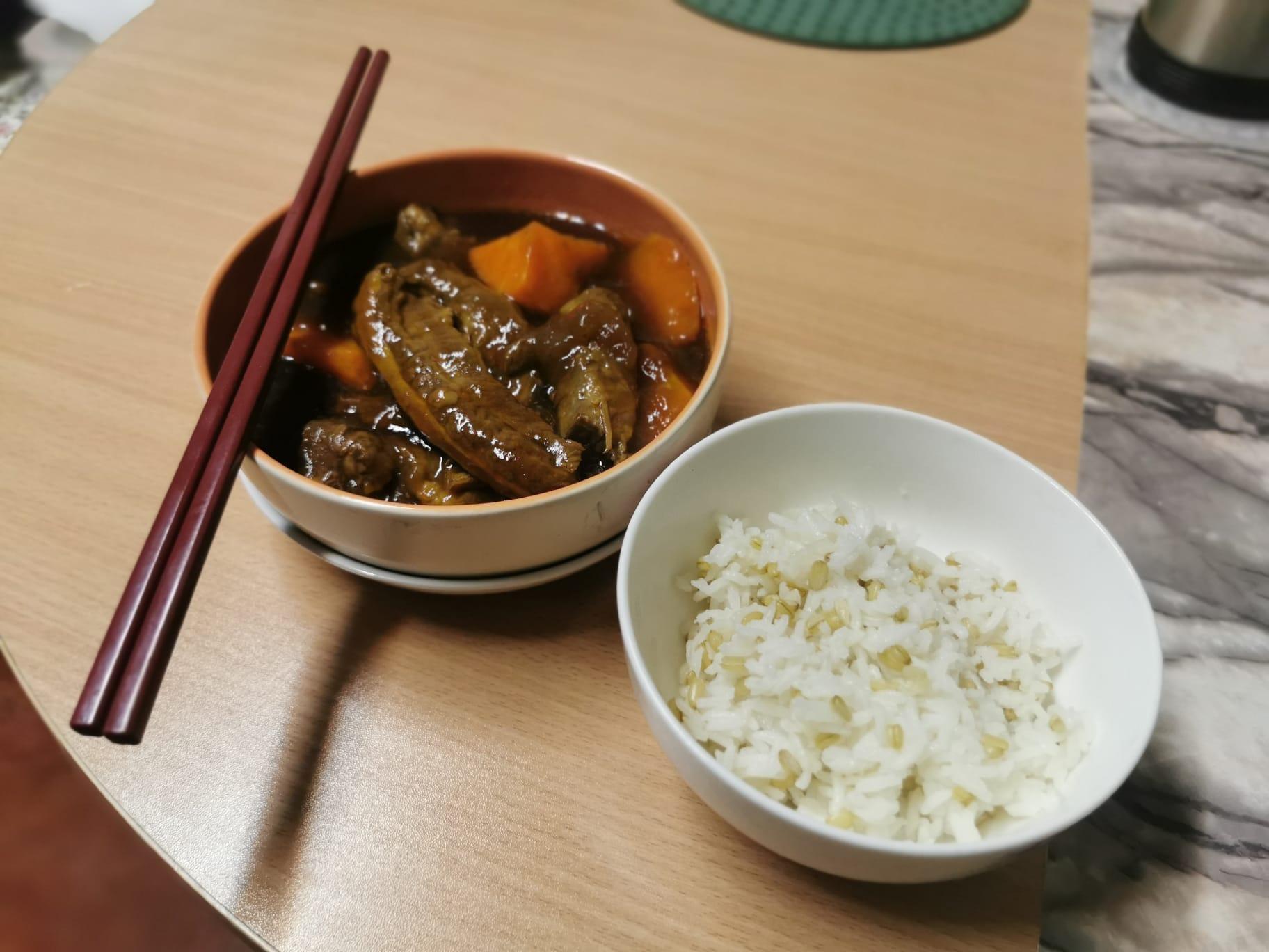 4. 展開包裝袋,倒出即可食用