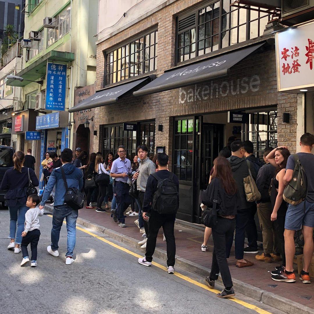 獨家風味令店舖人龍不斷。(網絡圖片)