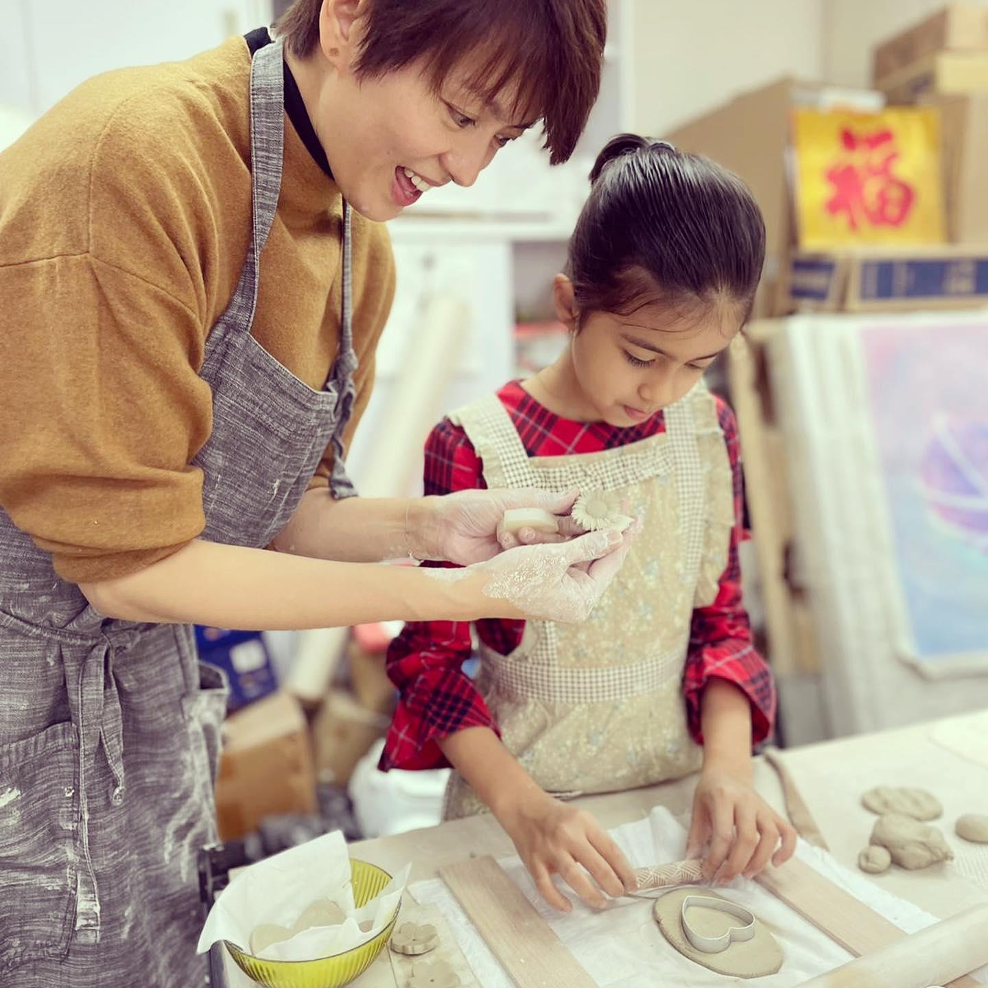 梁詠琪經常為7歲女兒Sofia安排不同活動,擴闊女兒的生活體驗。