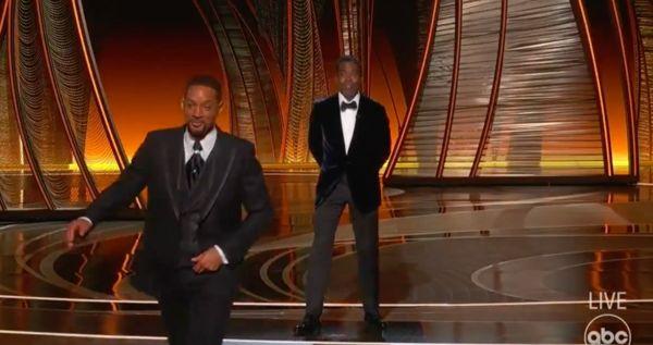 被掌摑的基斯洛克表明不會就韋史密夫的行為報案。