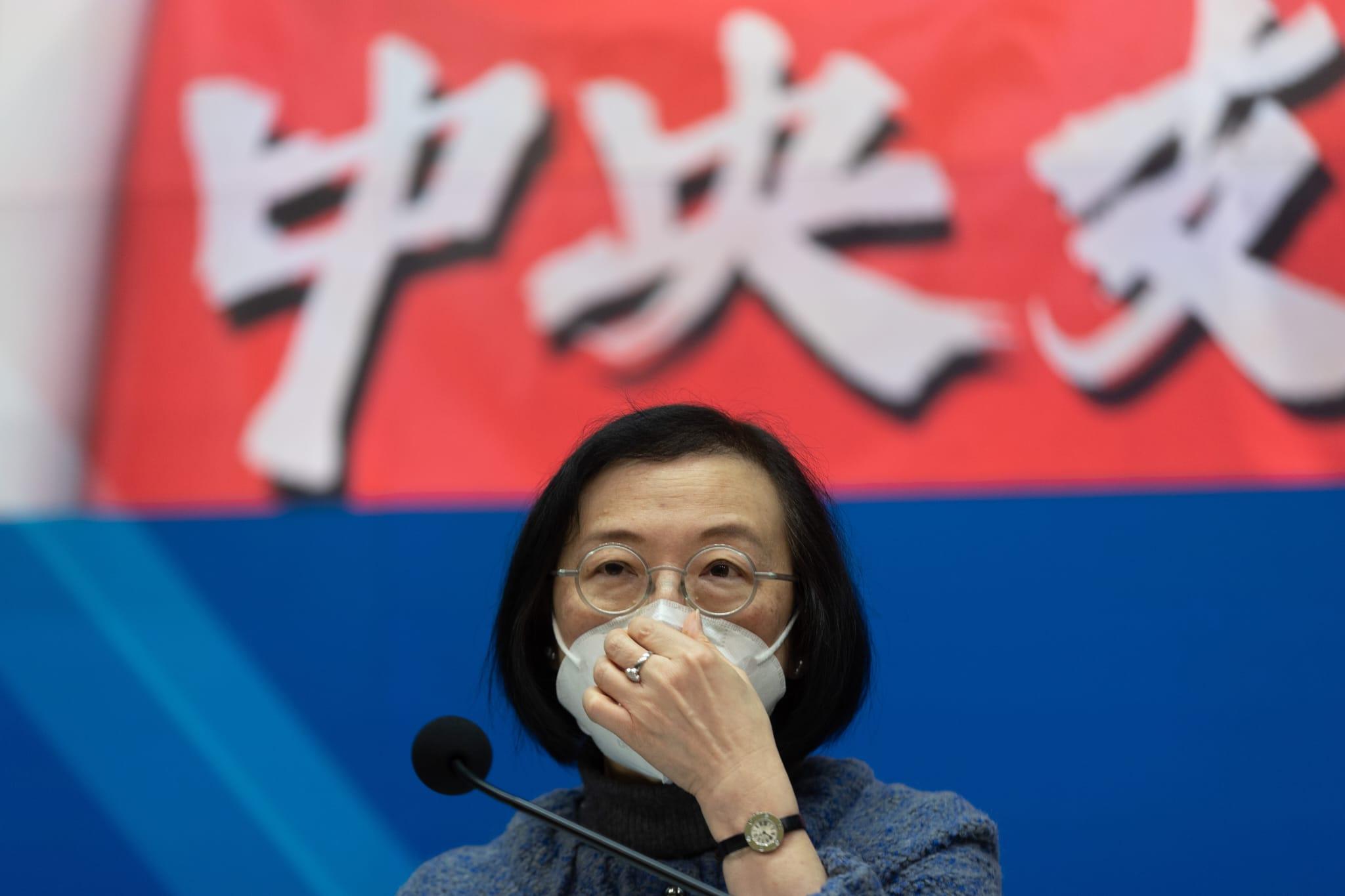 食物及衛生局長陳肇始。